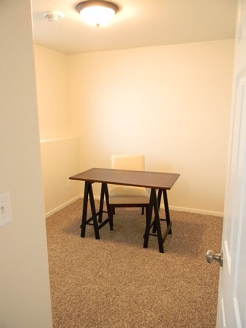 Fargo House: 5975 57th Ave S