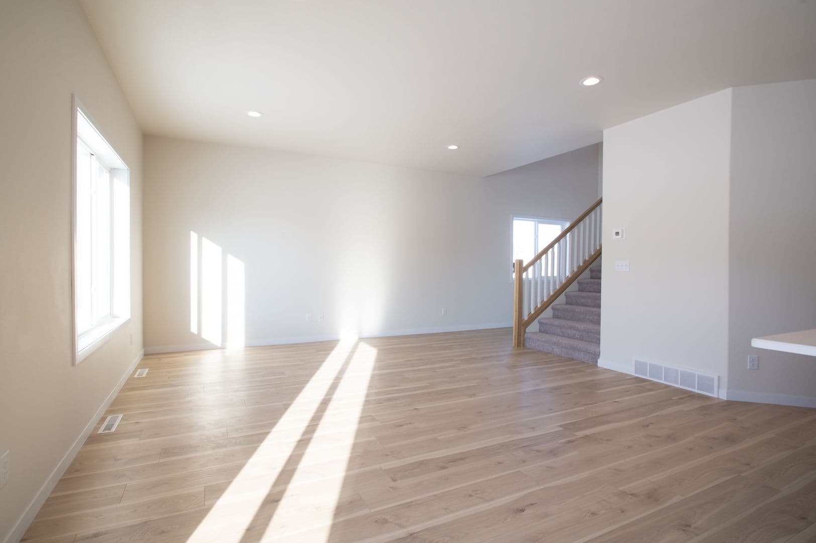 West Fargo House: 1360 Goldenwood Dr NW