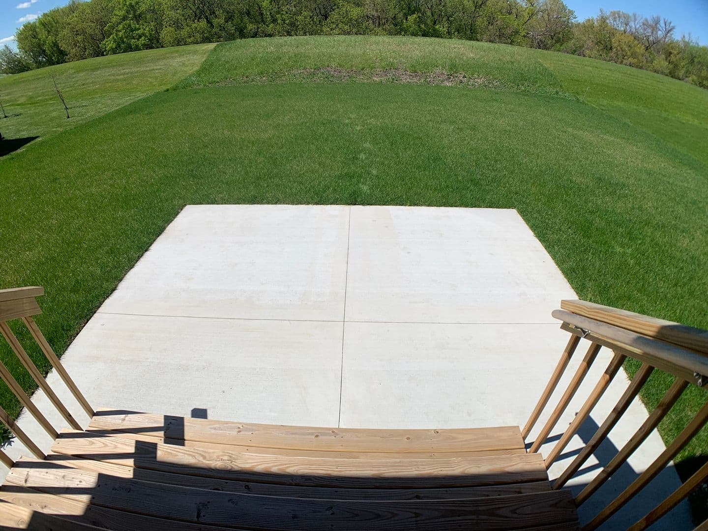 West Fargo House: 1360 Goldenwood Dr NW