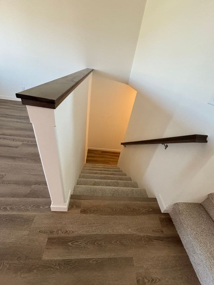 West Fargo Townhome: 950 61st Ave W - 5837 James Dr W