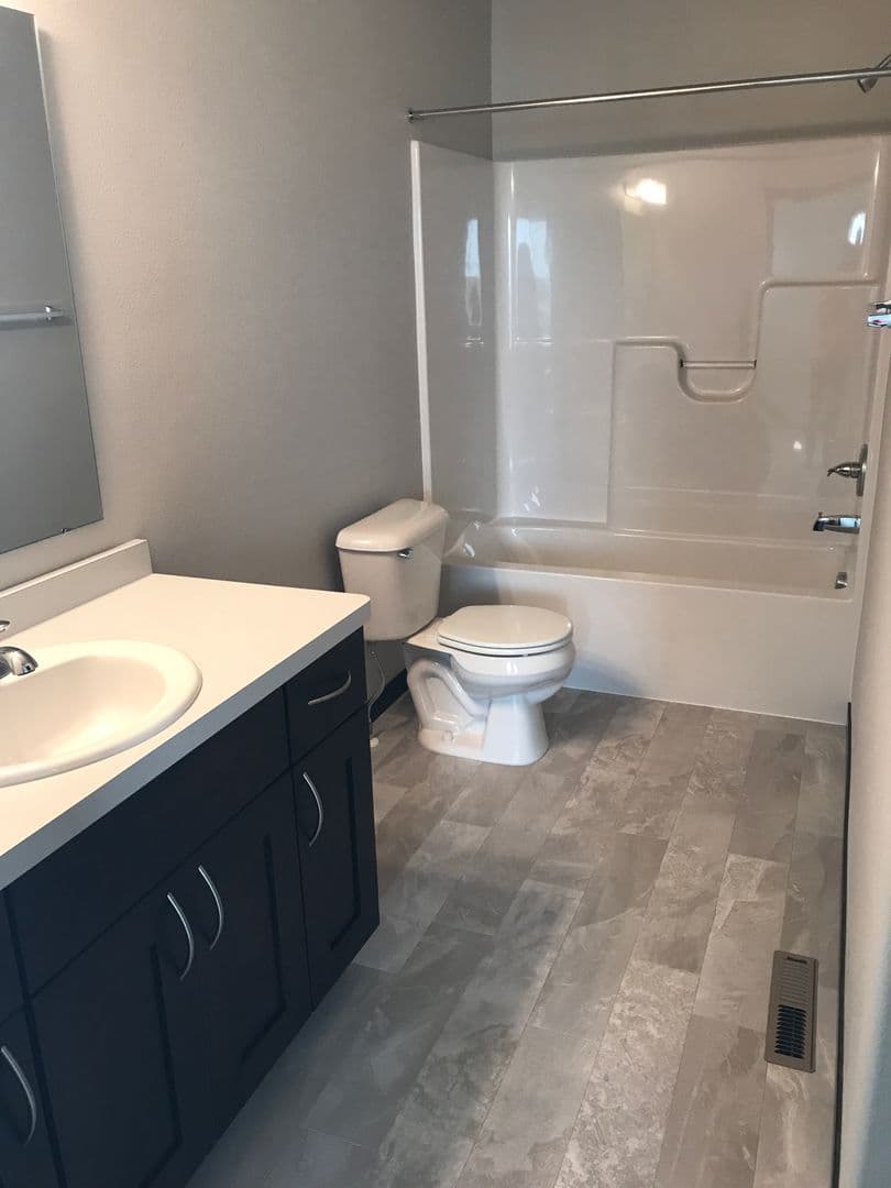 Moorhead House: 4123 14th Ave S