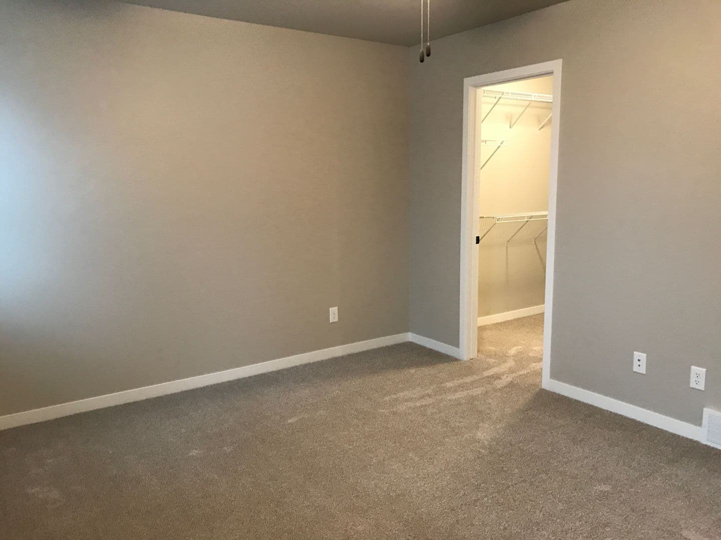 West Fargo House: 2723 11th St W
