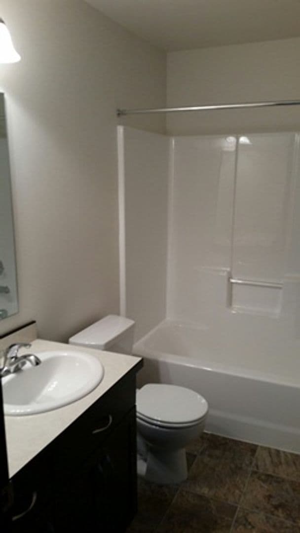 Fargo House: 5922 57th Ave S