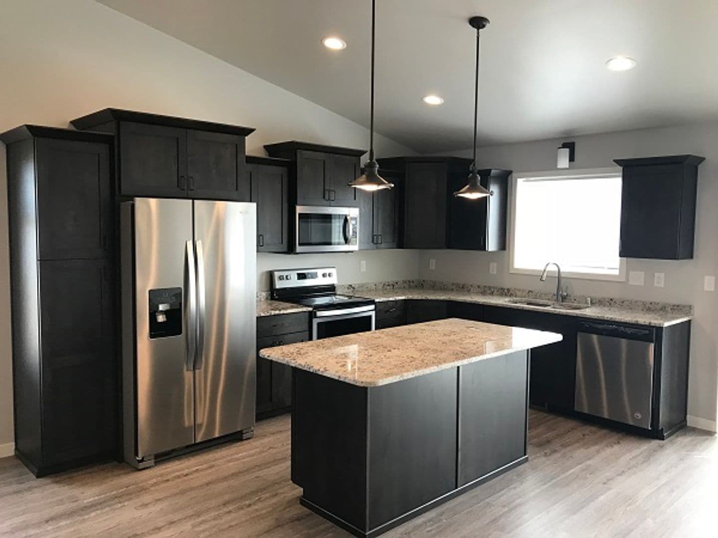 Moorhead House: 4205 14th Ave S