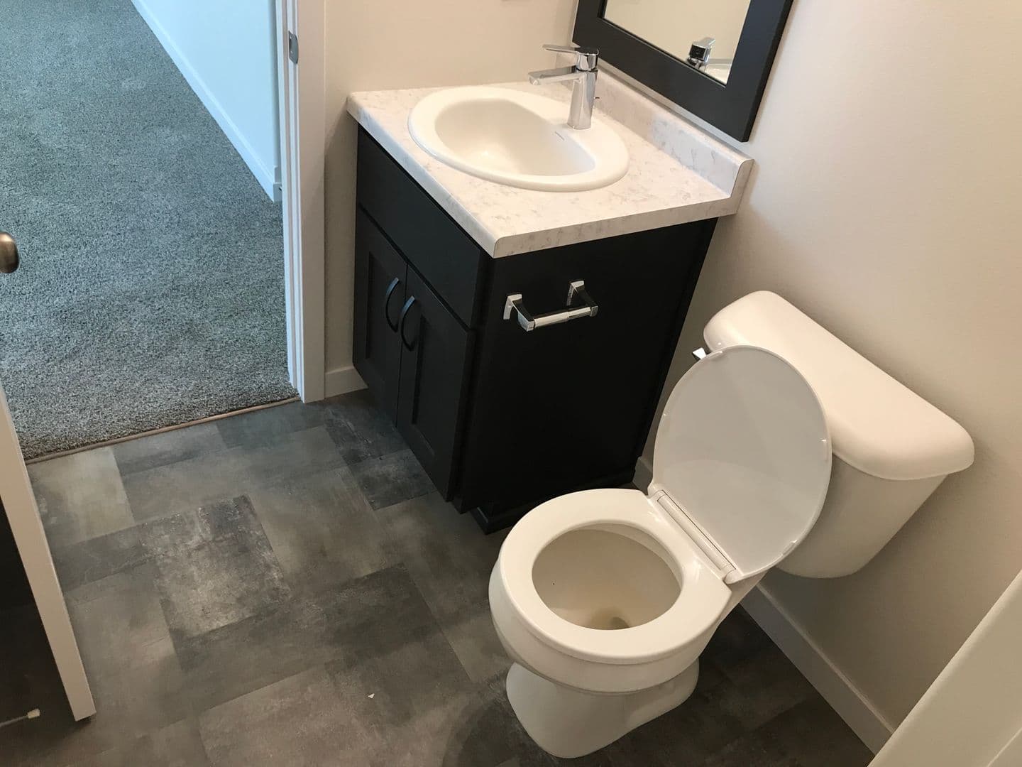 West Fargo House: 2148 Allison Lane W
