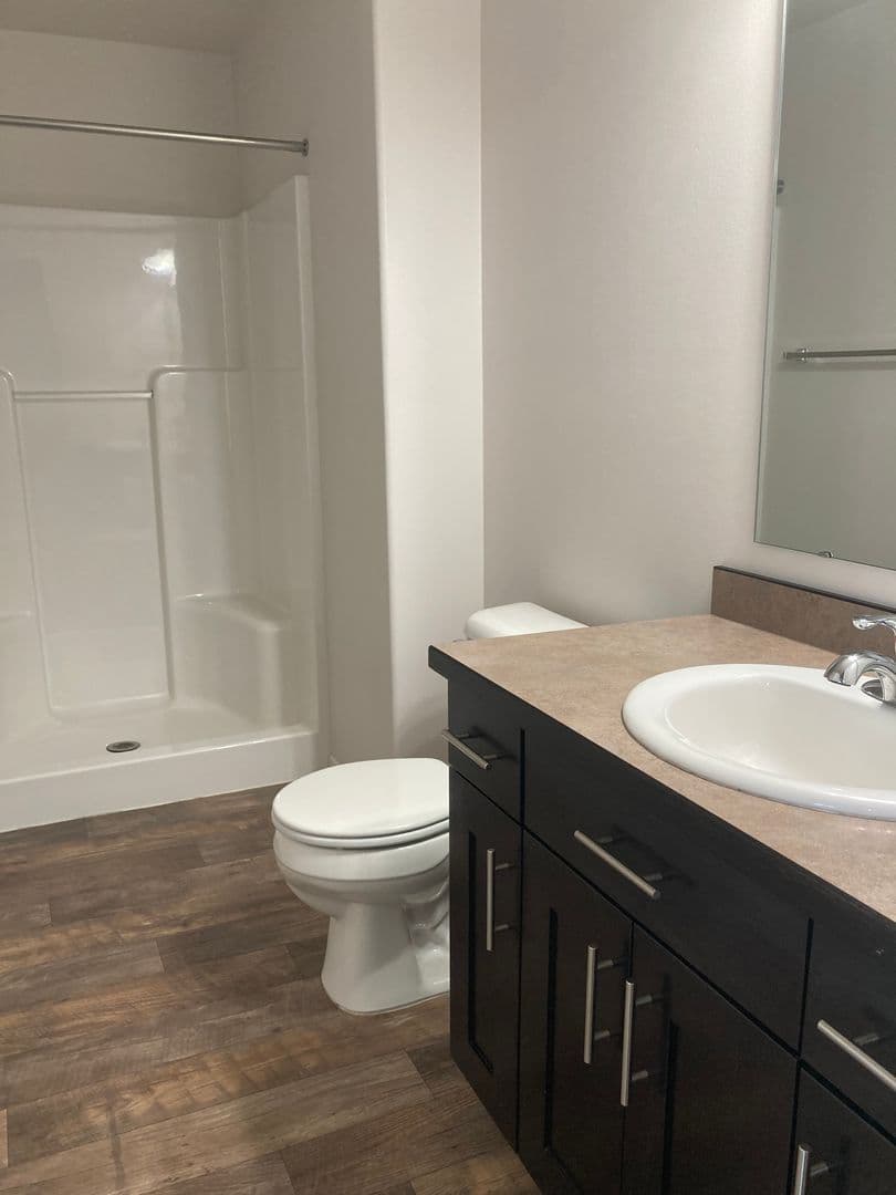 West Fargo House: 1312 4th St NW