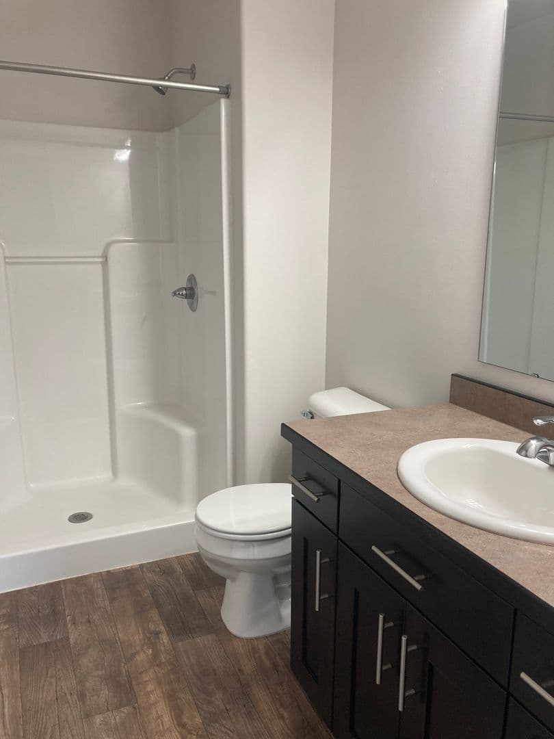 West Fargo House: 1312 4th St NW