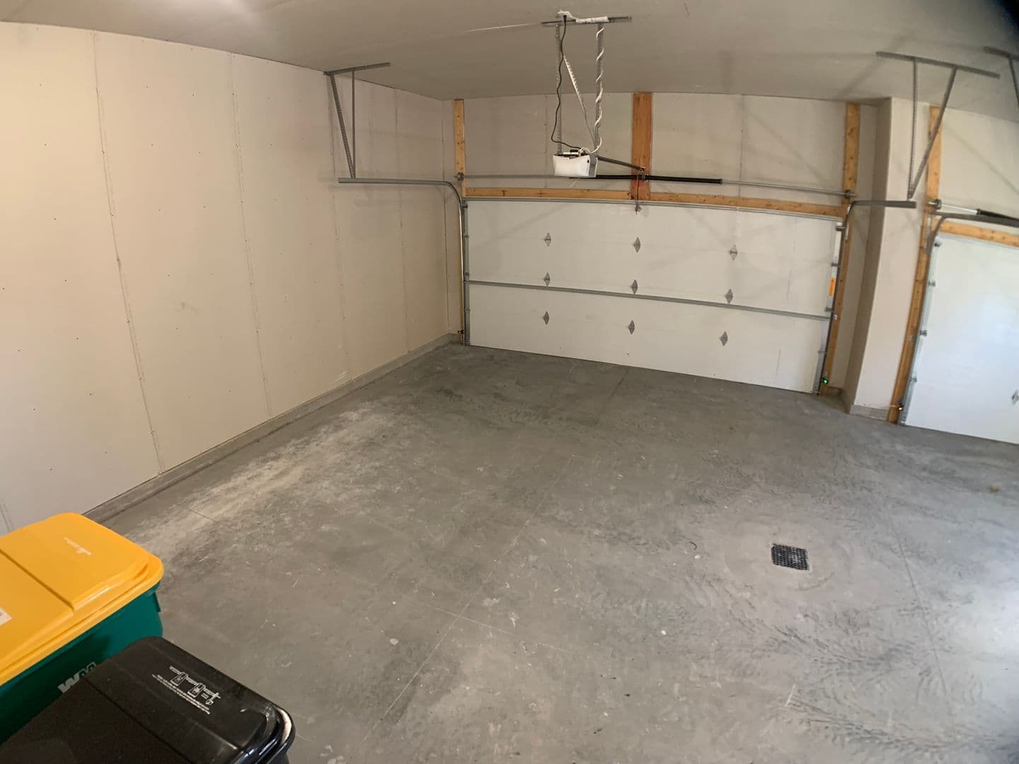West Fargo House: 1360 Goldenwood Dr NW