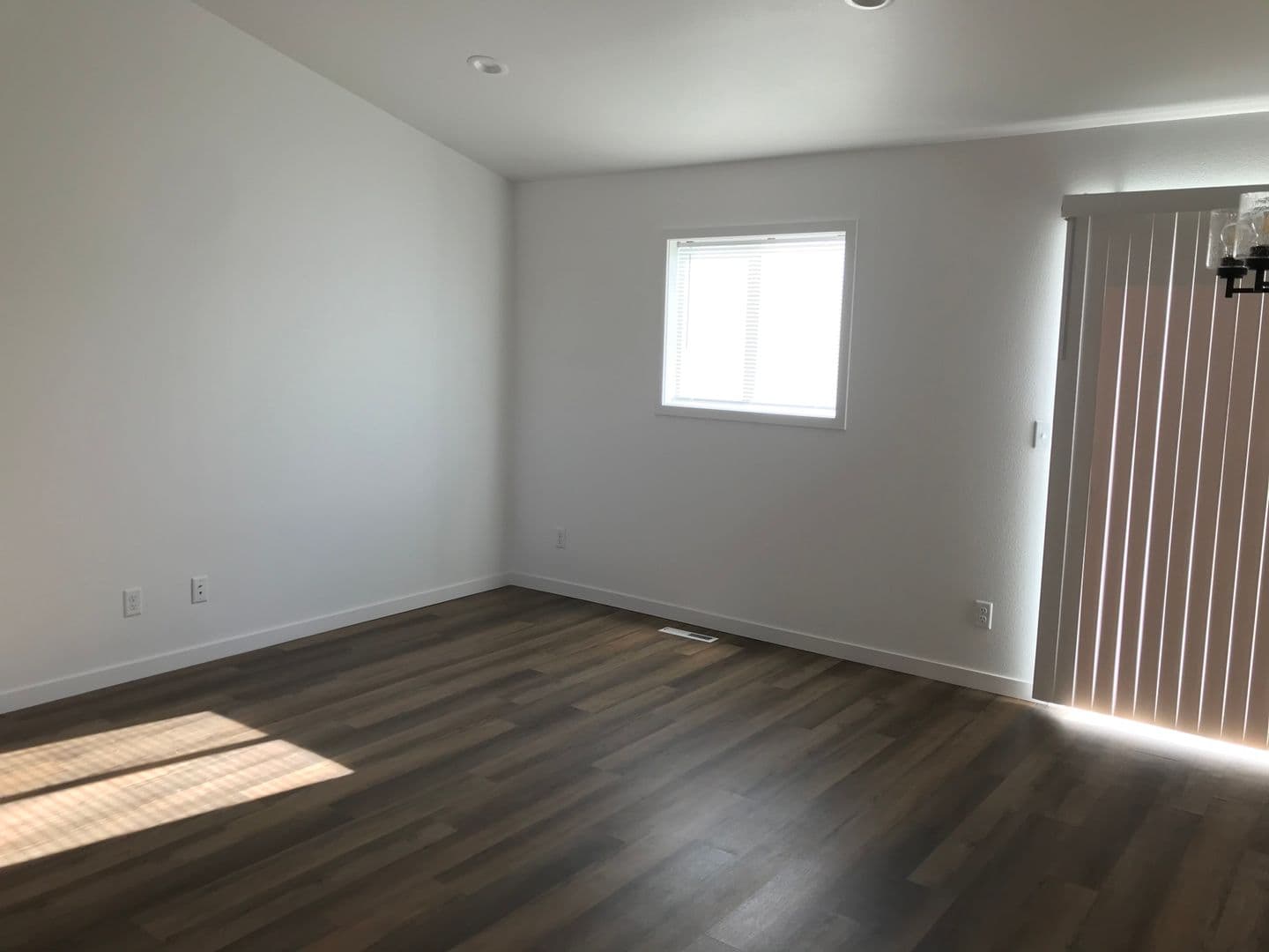 Hillsboro House: 303 B Toronto's Court