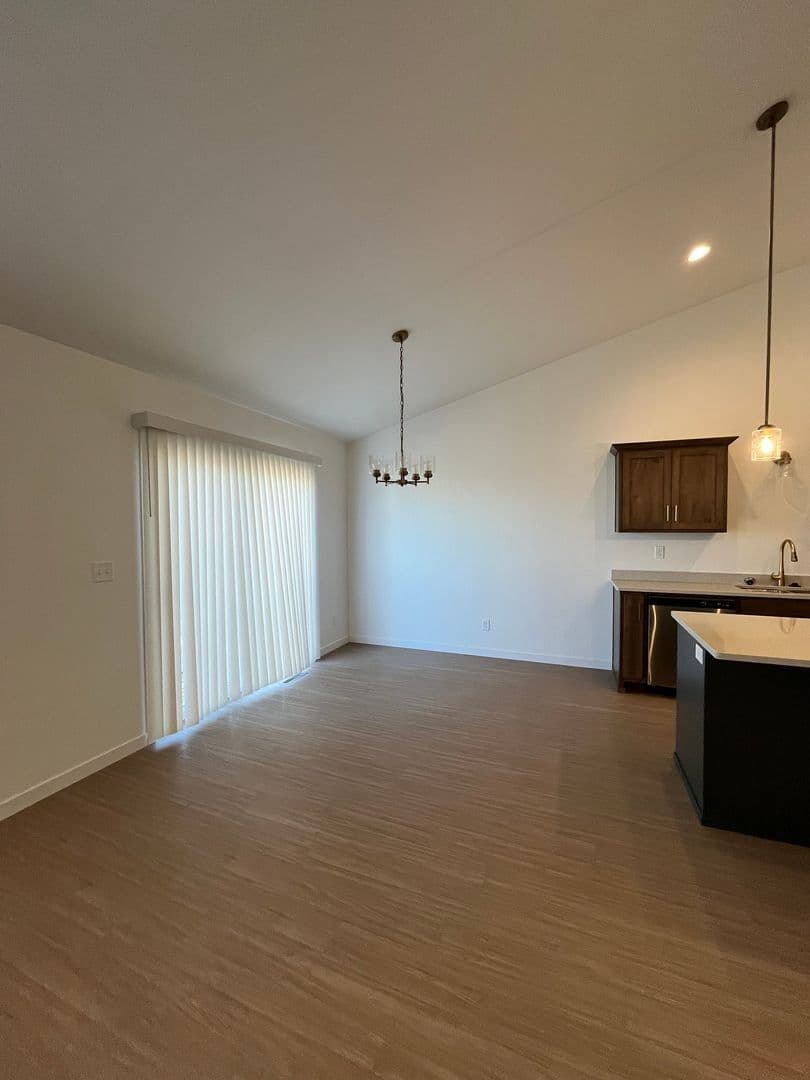 West Fargo Townhome: 6135 Martin Ln W