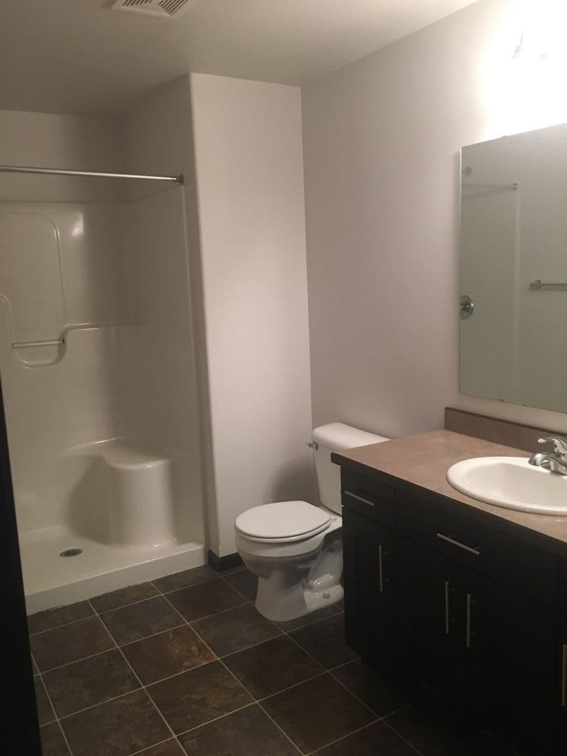 Moorhead House: 3114 27th St S