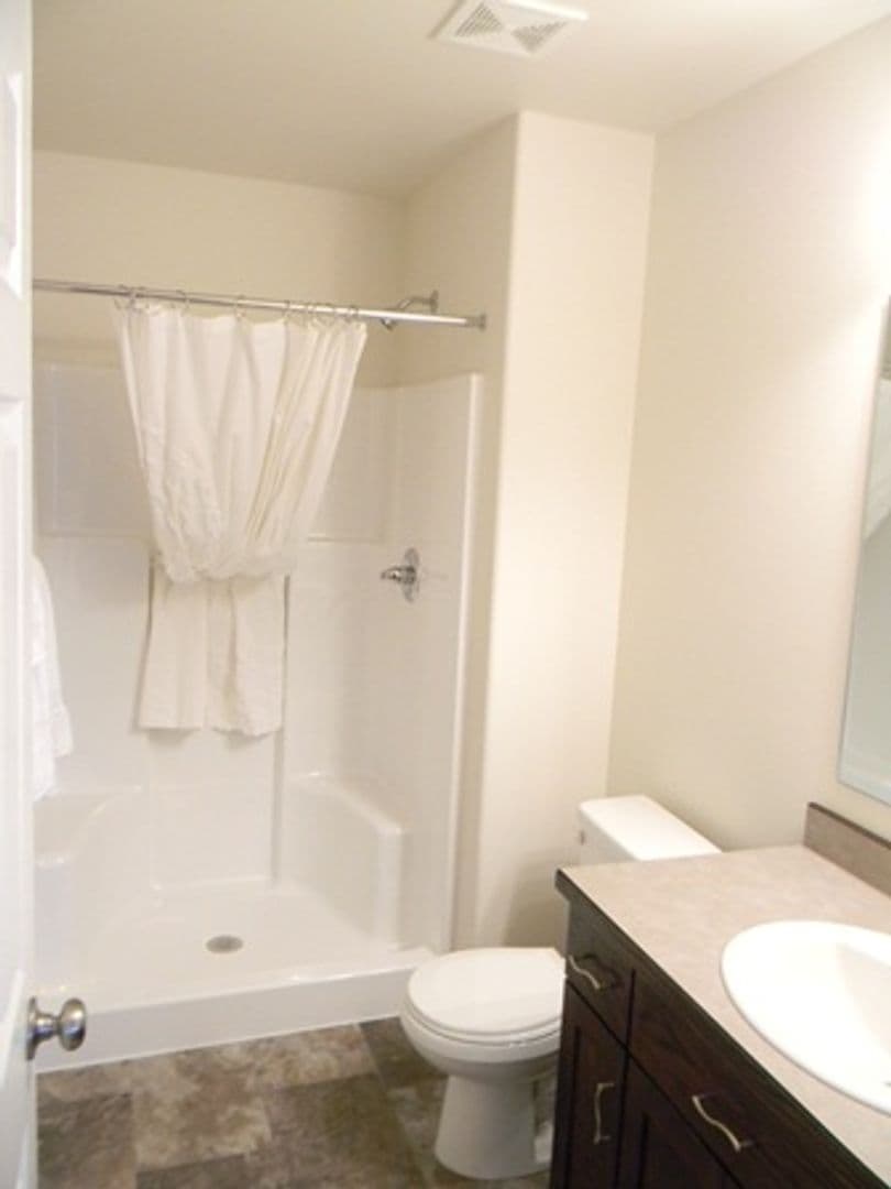 Fargo House: 5975 57th Ave S