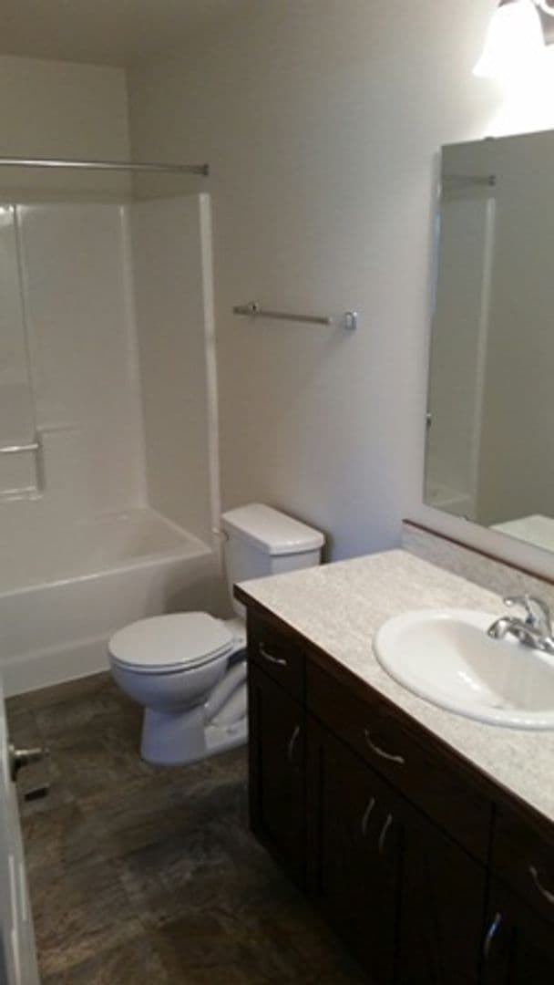 Fargo House: 5563 58th St S