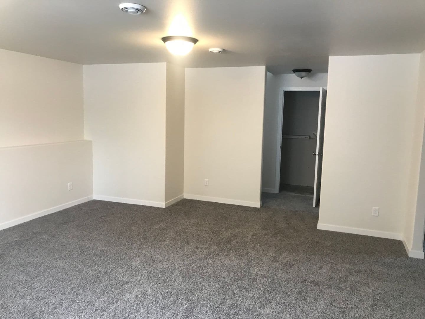 Moorhead House: 3830 17th St S