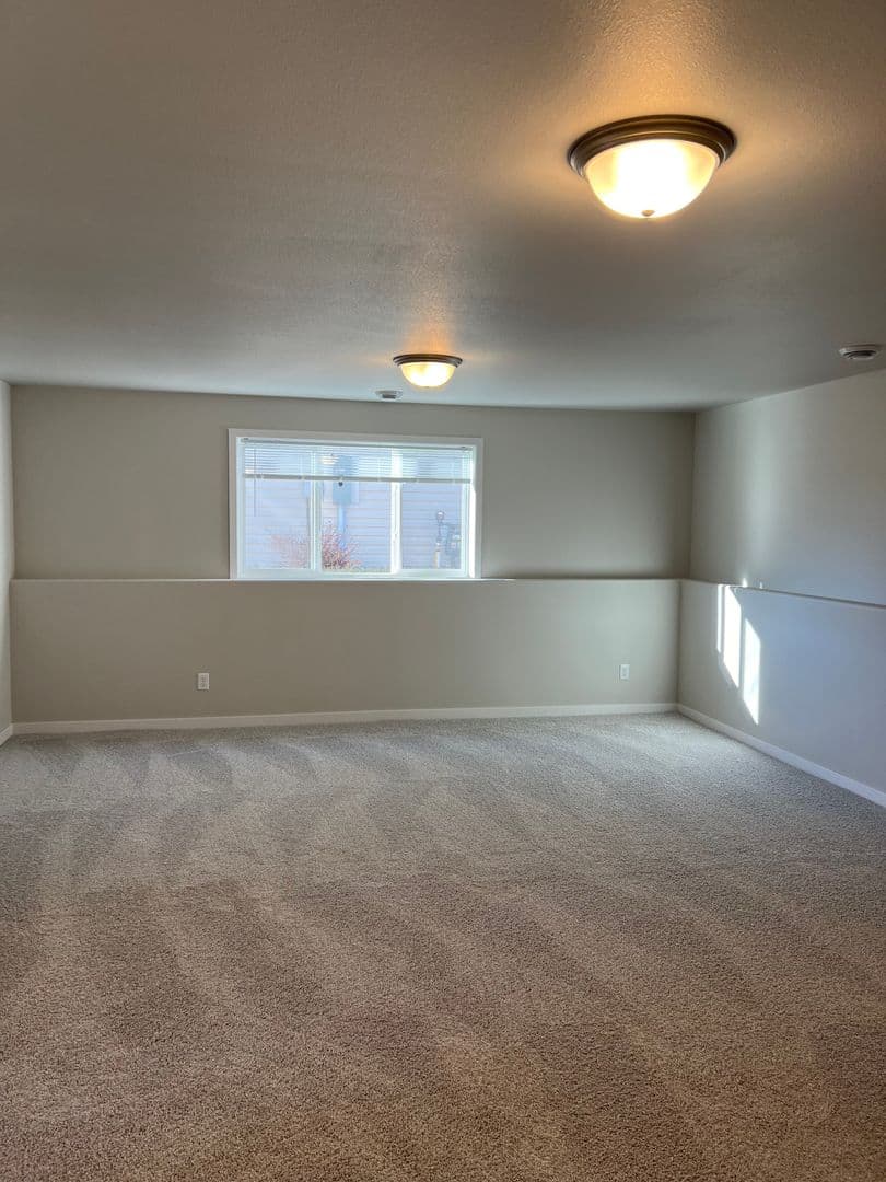 Moorhead Townhome: 1701-1919 Johnson Dr S