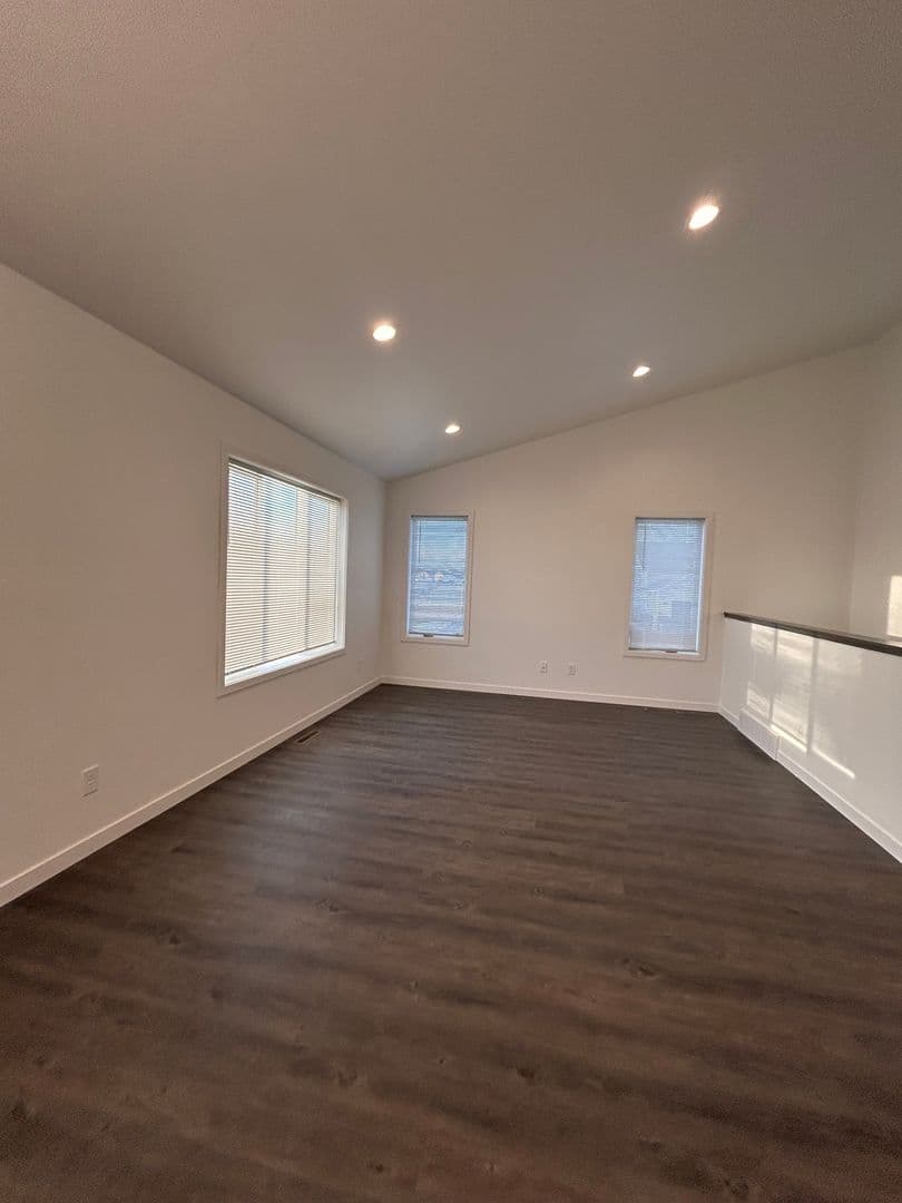 West Fargo Townhome: 891 60th Ave W