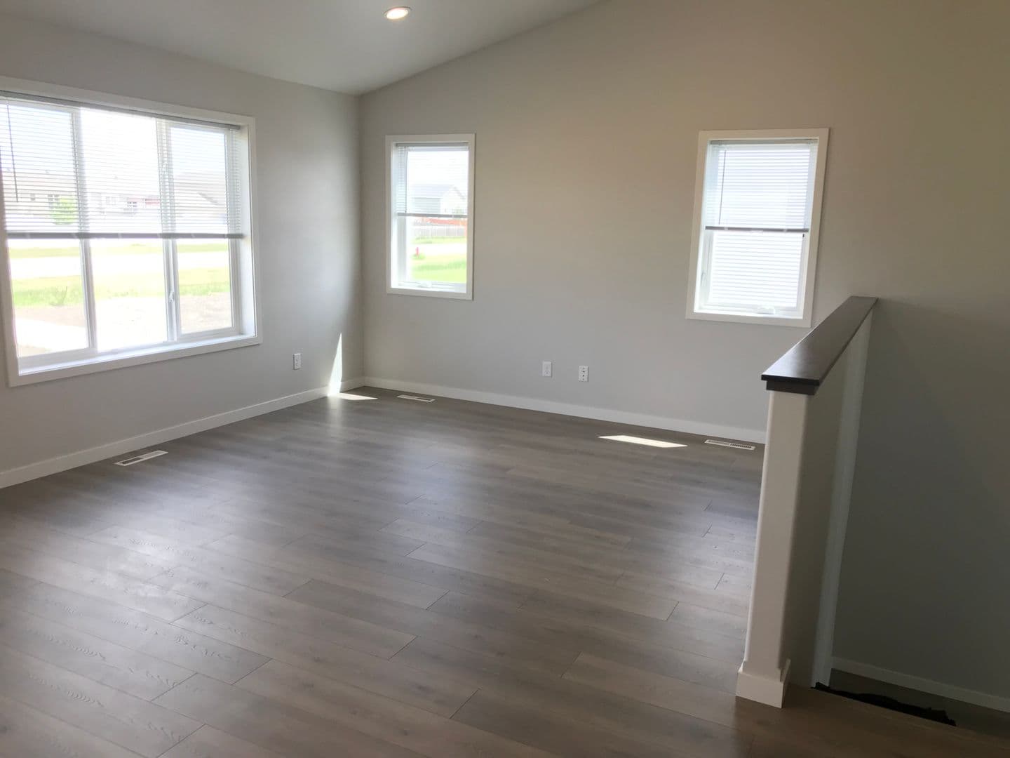 Moorhead House: 4522 13th St S