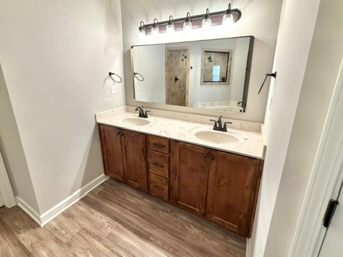 Southaven Apartment: 8615 Lana Drive