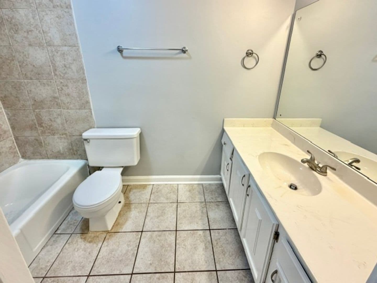 Cordova Apartment: 8660 Edney Ridge Dr