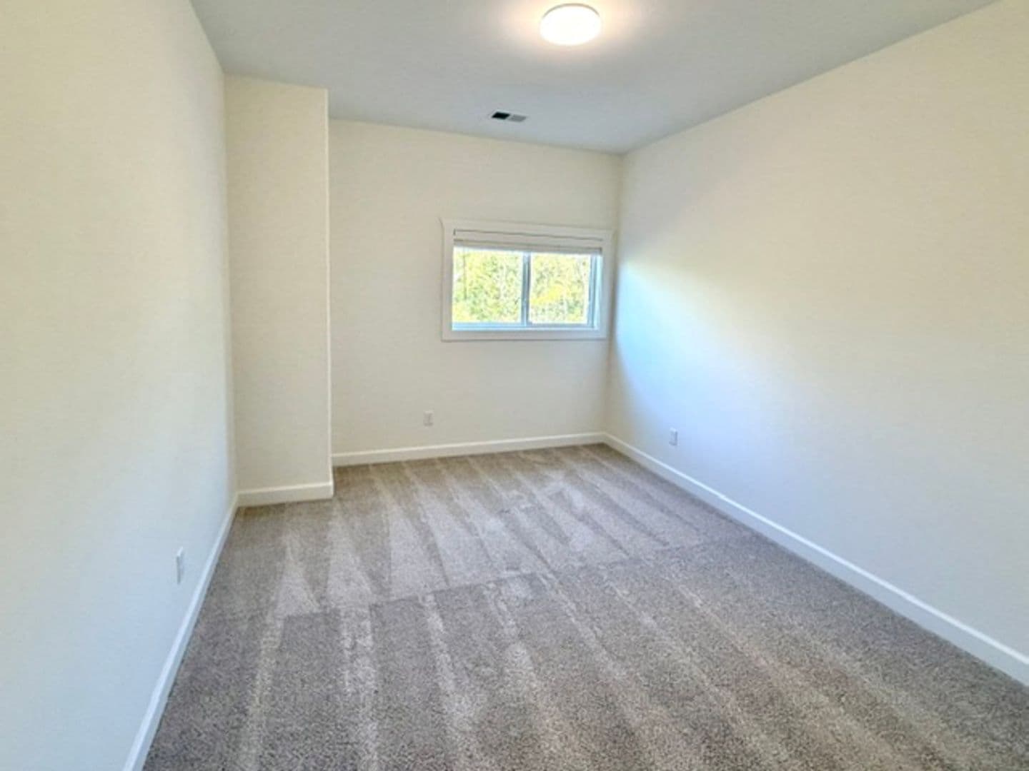 Olive Branch Apartment: 10370 May Flowers St