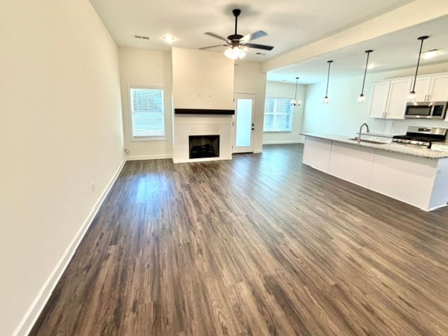 Byhalia Apartment: 551 Centerline Roper Loop