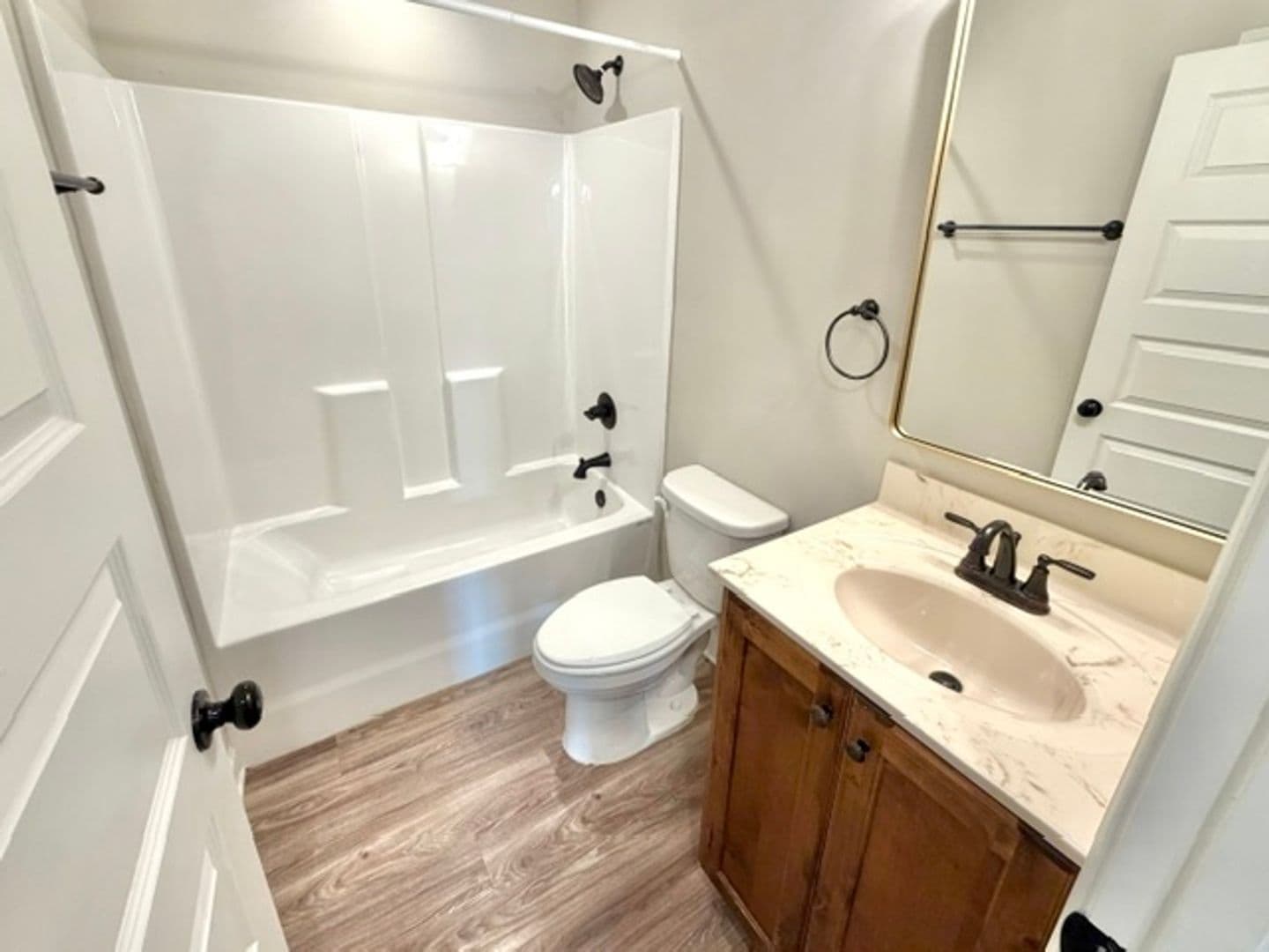 Southaven Apartment: 8615 Lana Drive