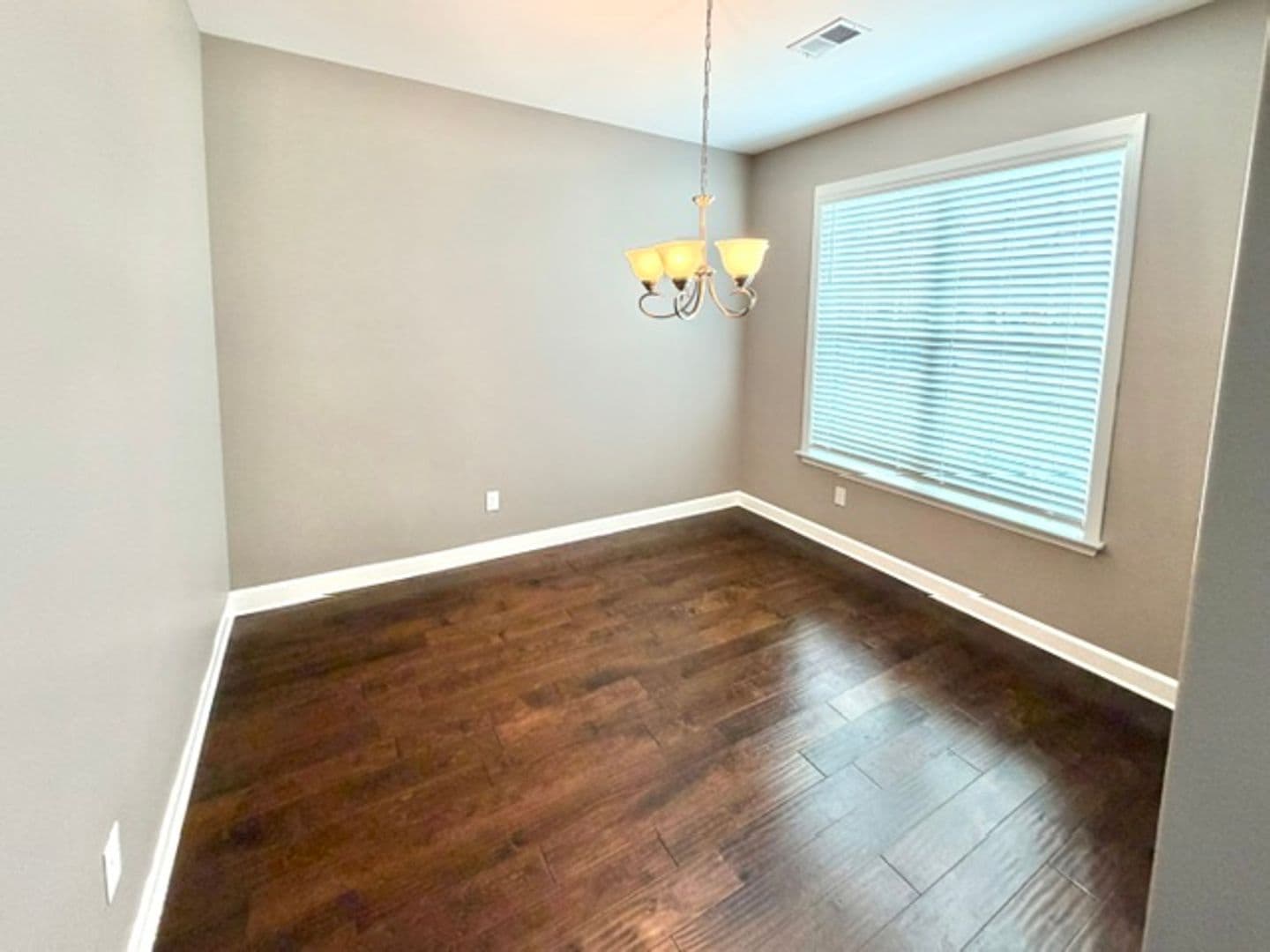 Olive Branch Apartment: 8602 Tanasi Cove