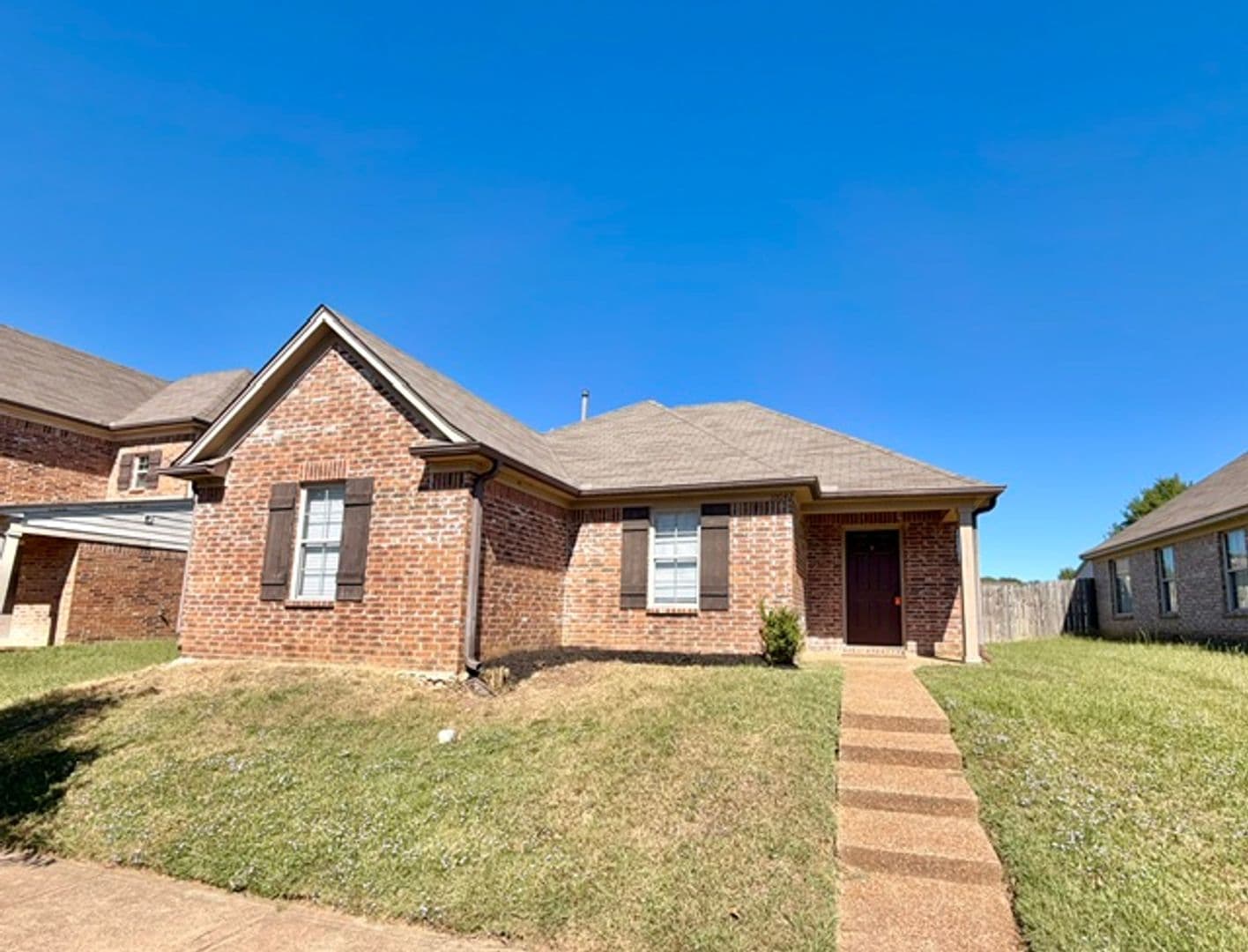 Cordova Apartment: 10042 Branley Oak Dr