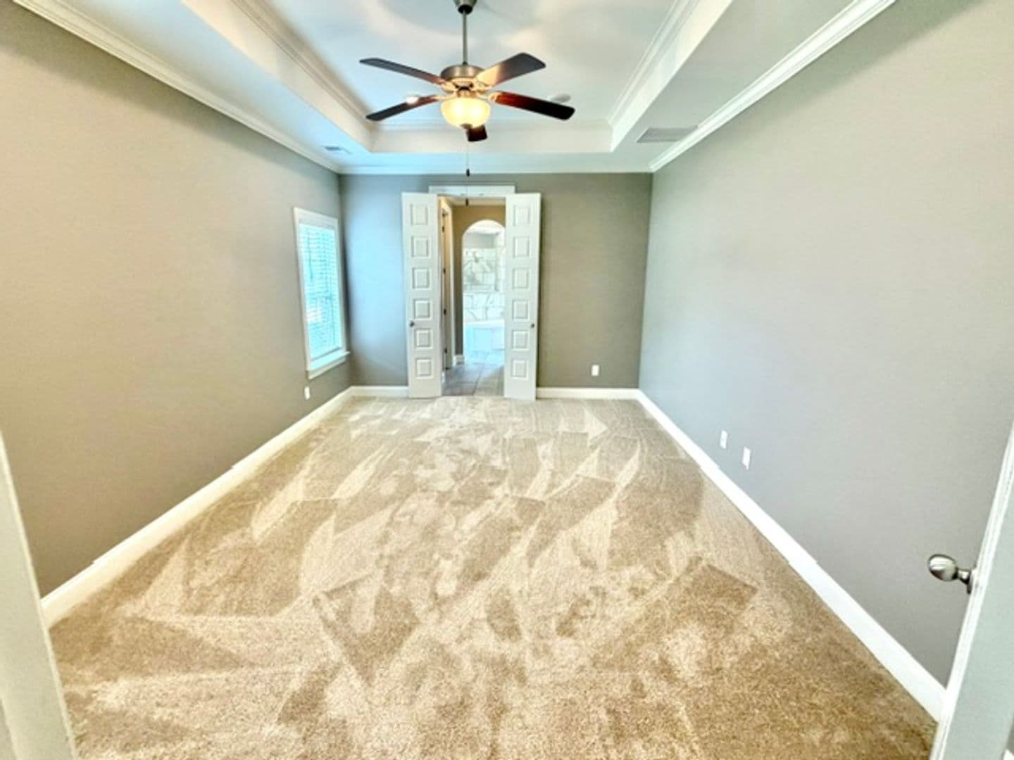Oakland Apartment: 100 Birkdale Dr