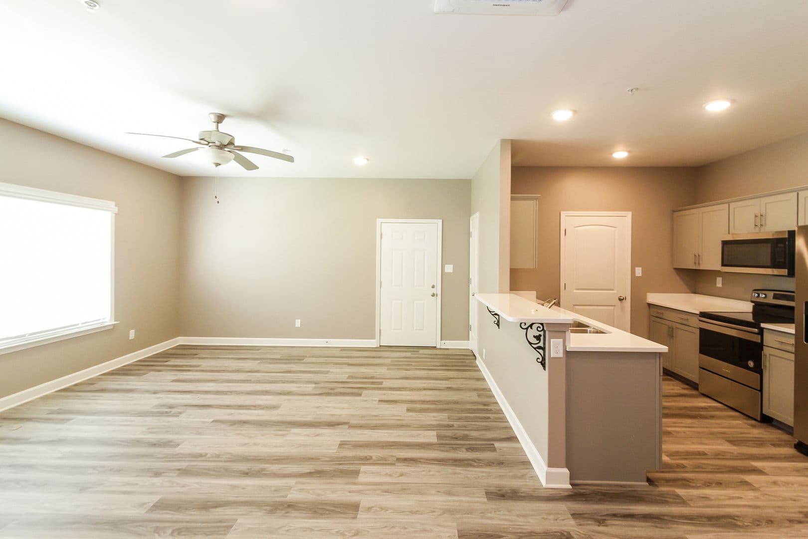 Olive Branch Apartment: 9455 Goodman Road