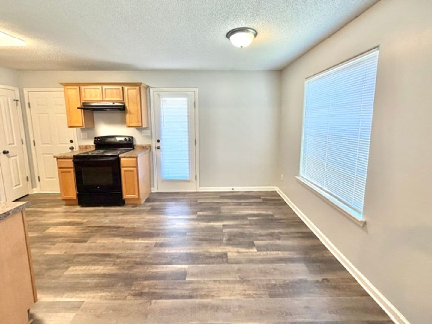 Cordova Apartment: 10042 Branley Oak Dr