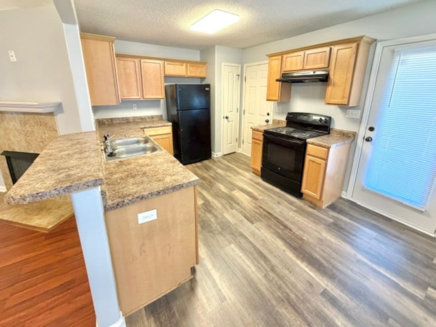Cordova Apartment: 10042 Branley Oak Dr