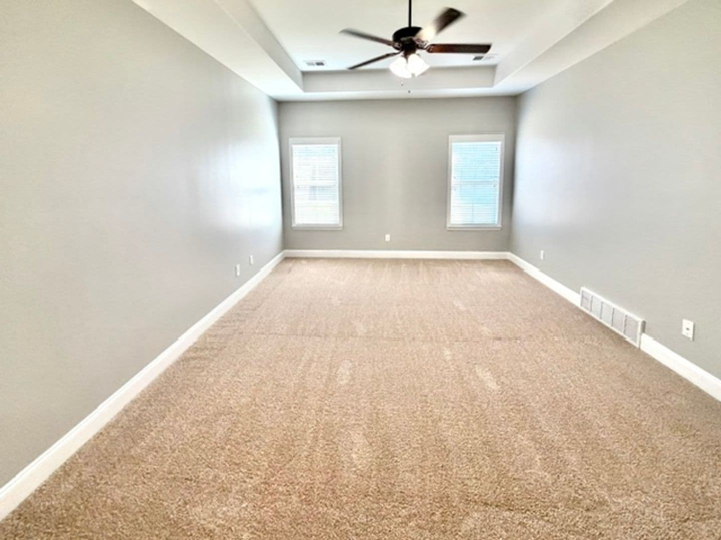 Southaven Apartment: 807 Magnolia Lane