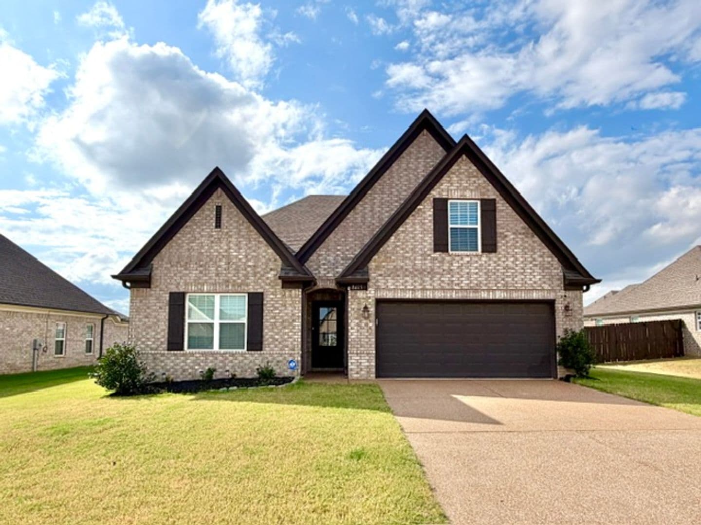 Southaven Apartment: 8615 Lana Drive