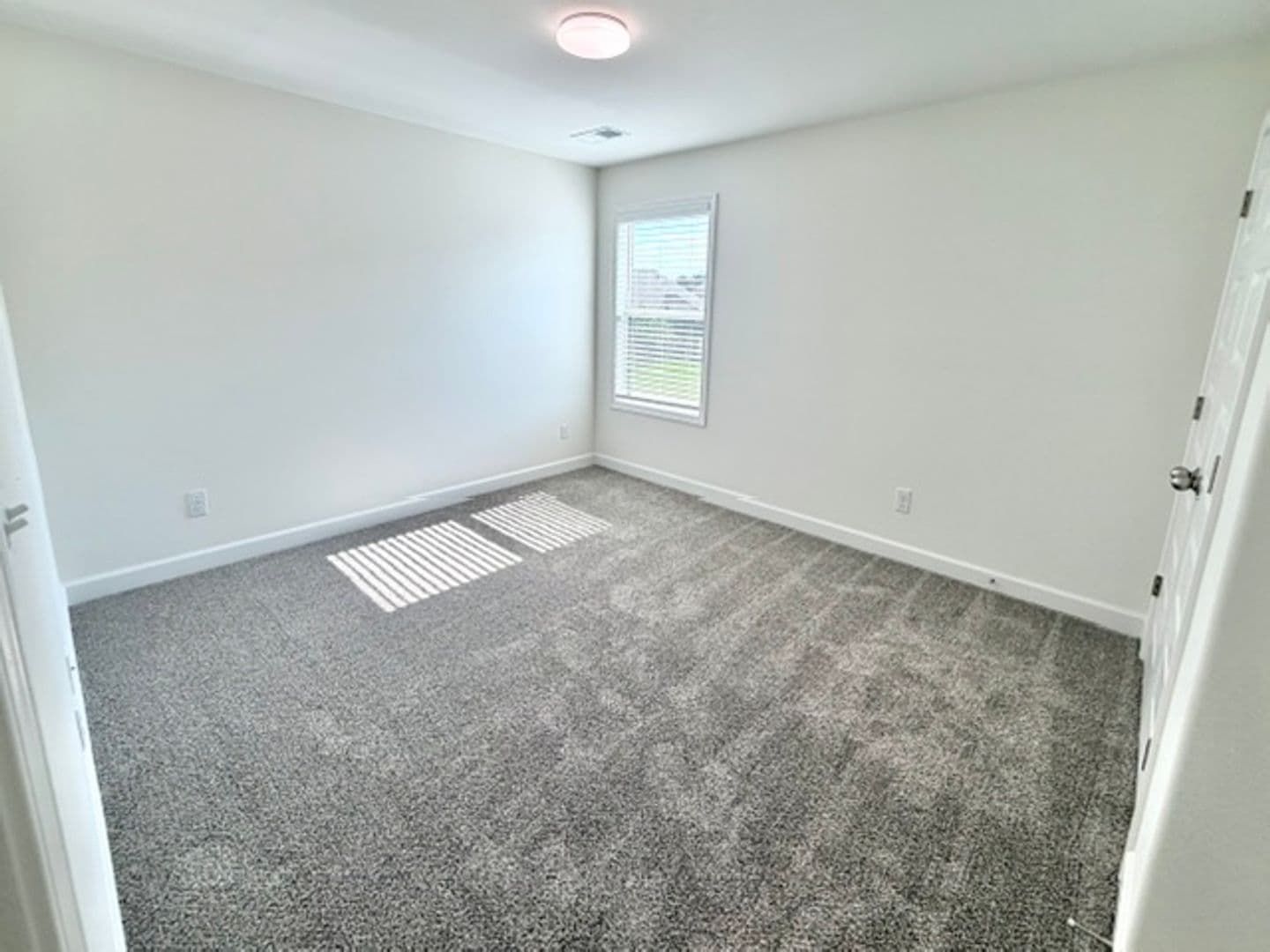 Somerville Apartment: 145 Summer Rose Ln