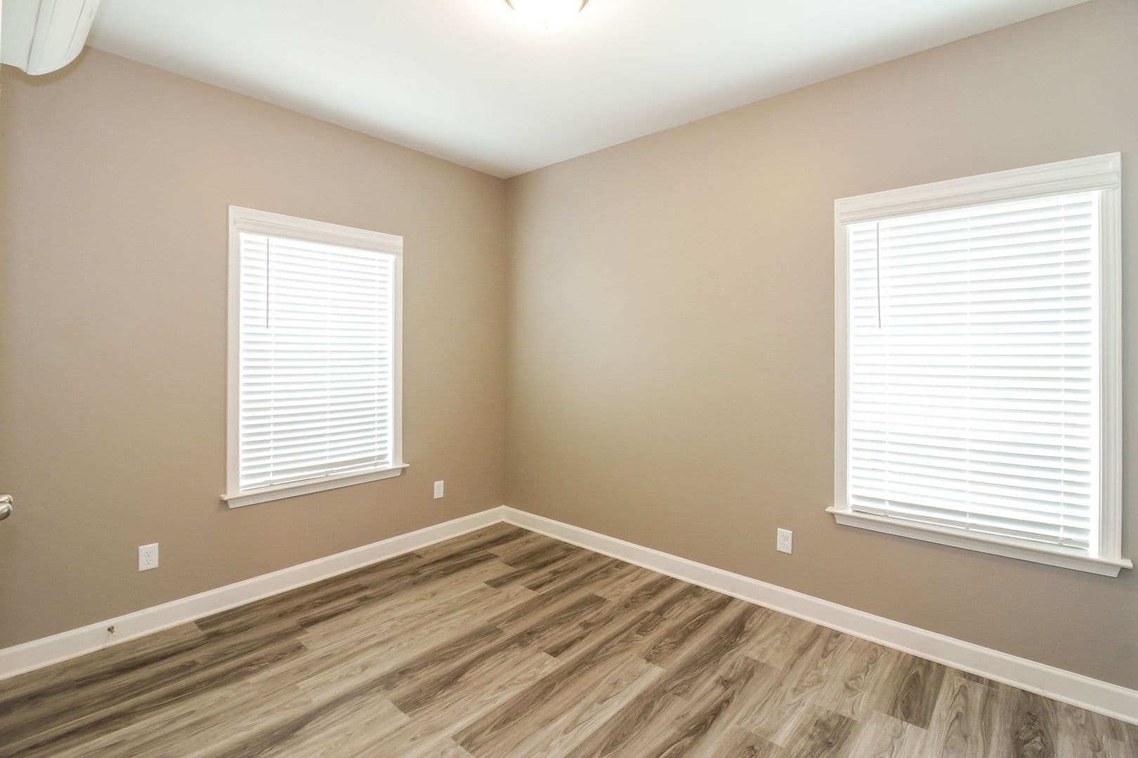 Olive Branch Apartment: 9455 Goodman Road