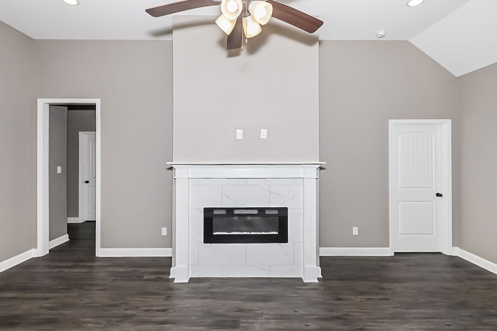 Olive Branch Apartment: 8886 Glen Circle