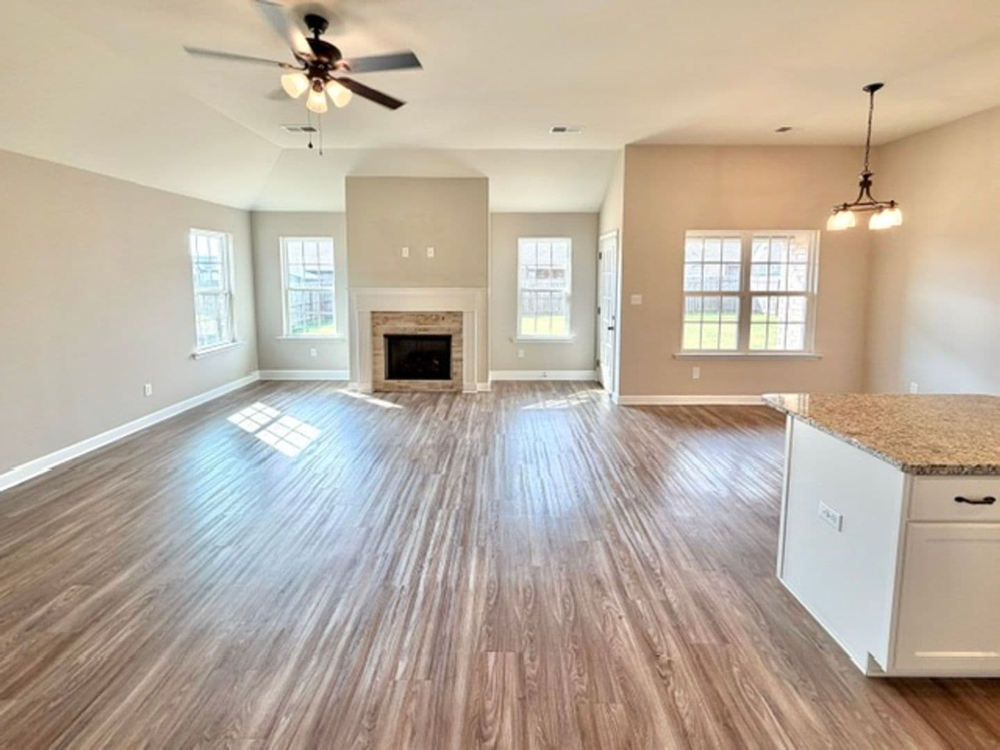 Southaven Apartment: 8615 Lana Drive