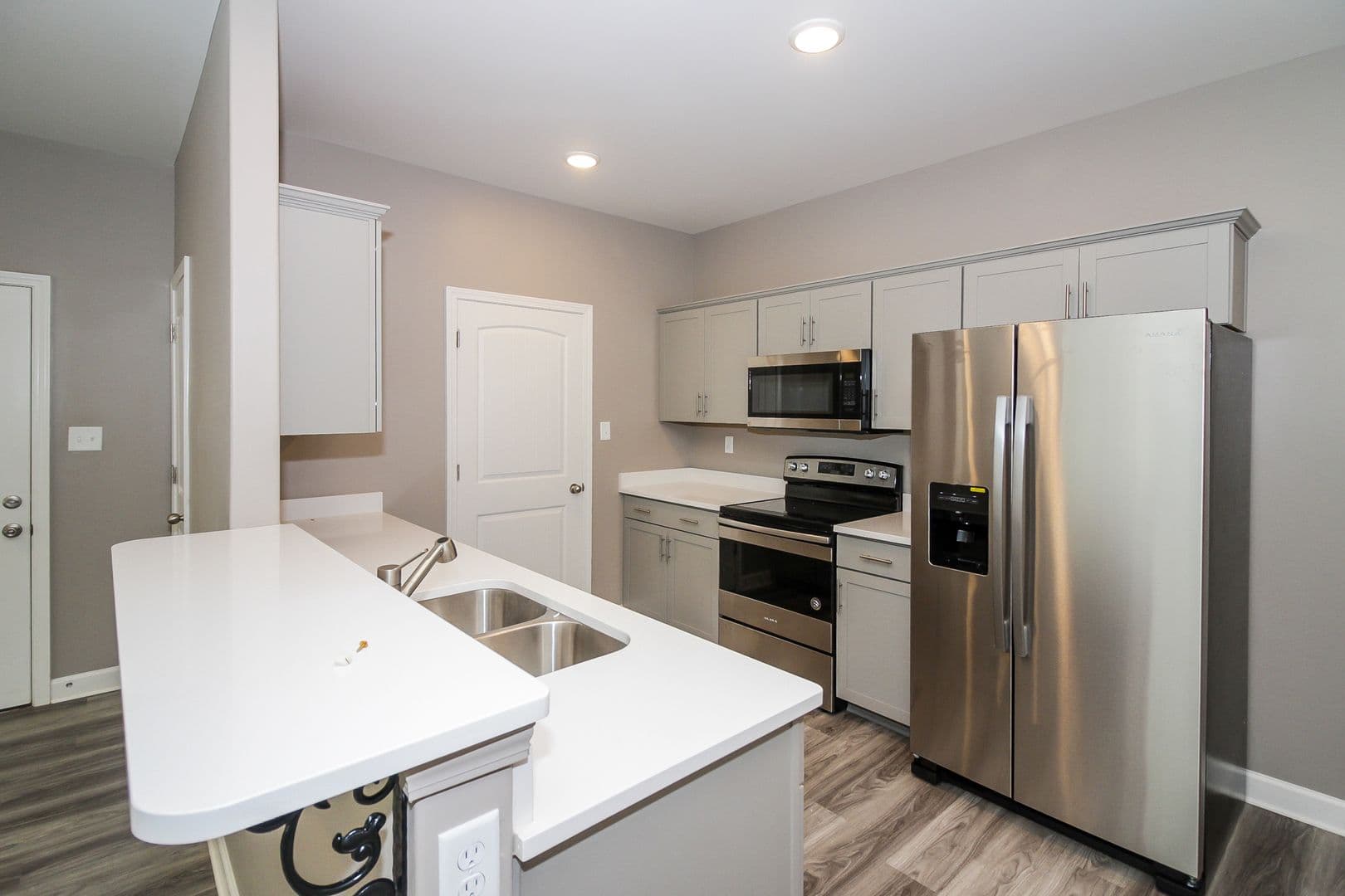 Olive Branch Apartment: 9455 Goodman Road