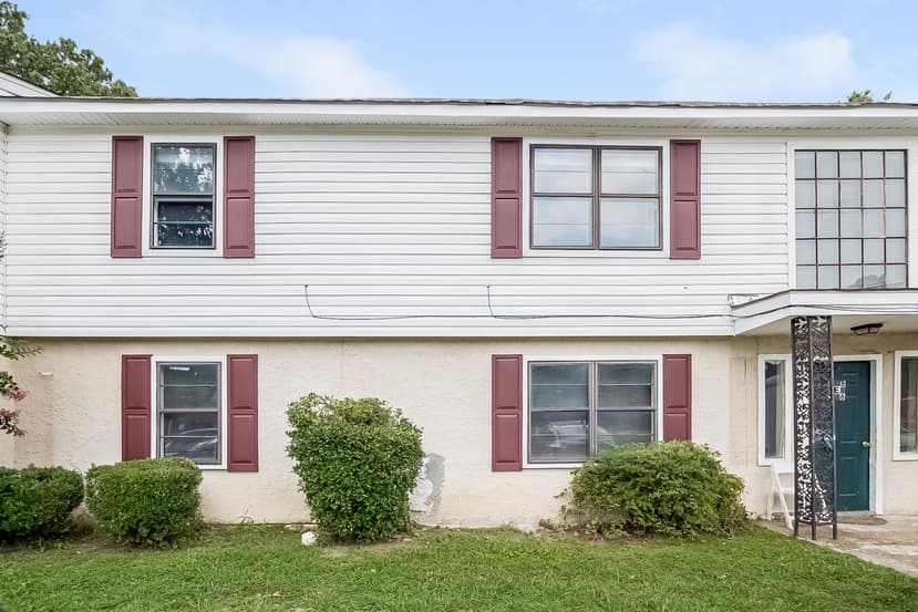 Olive Branch Apartment: 9455 Goodman Road