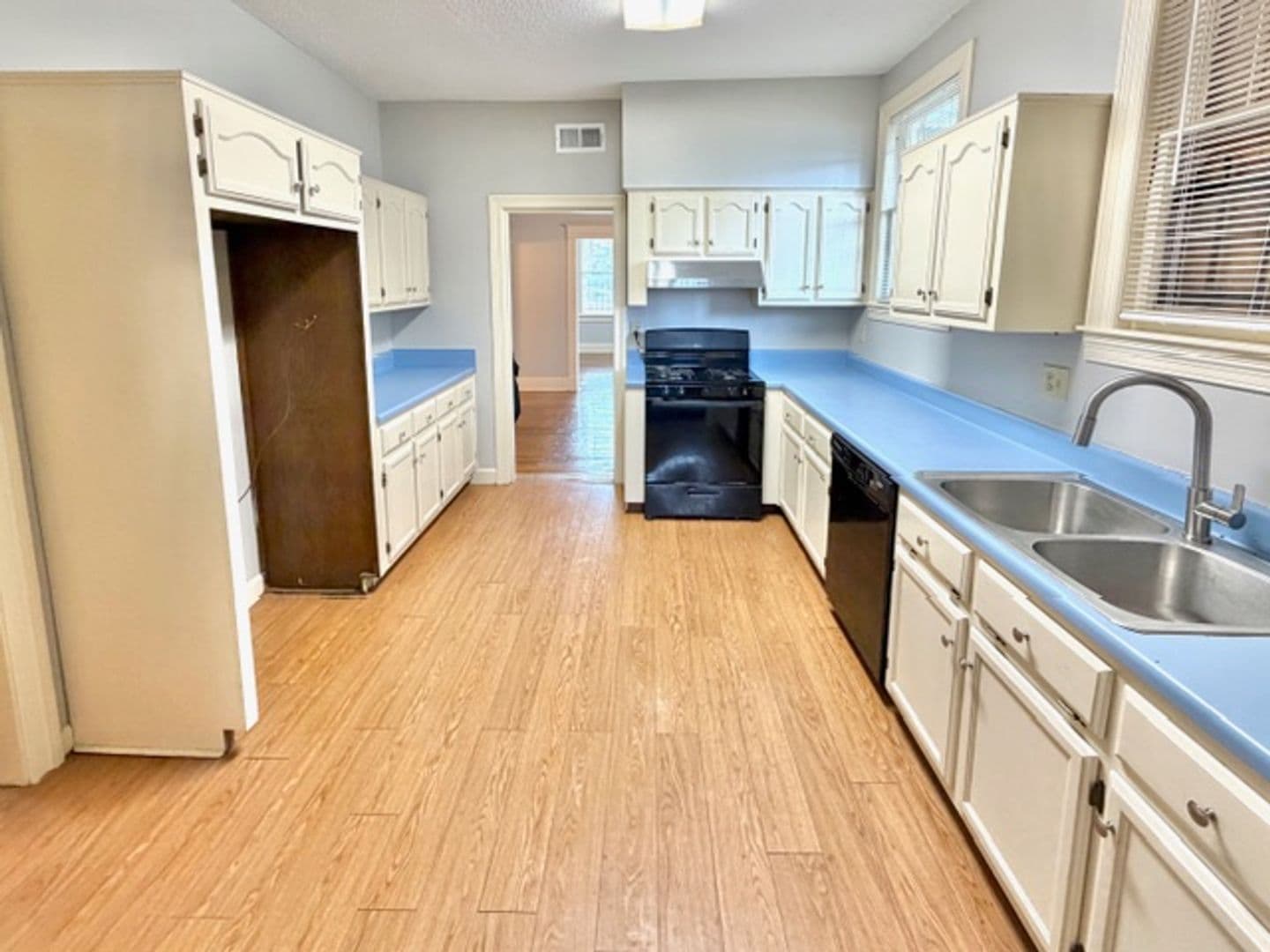Memphis Apartment: 2532 Sam Cooper