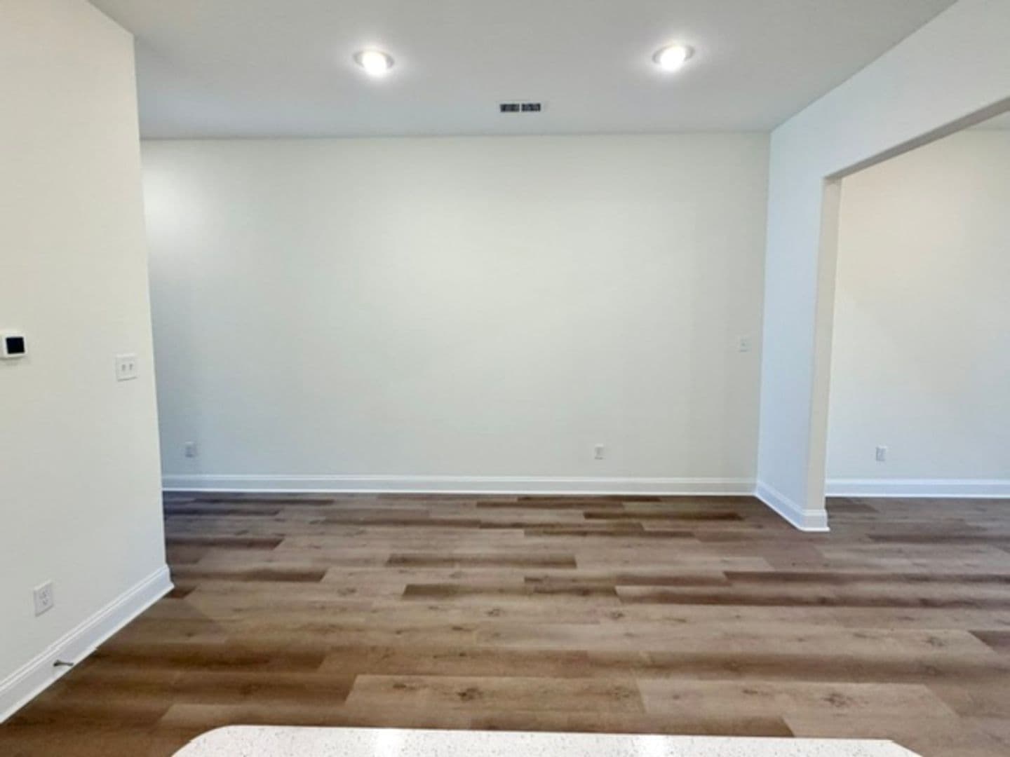 Olive Branch Apartment: 10370 May Flowers St