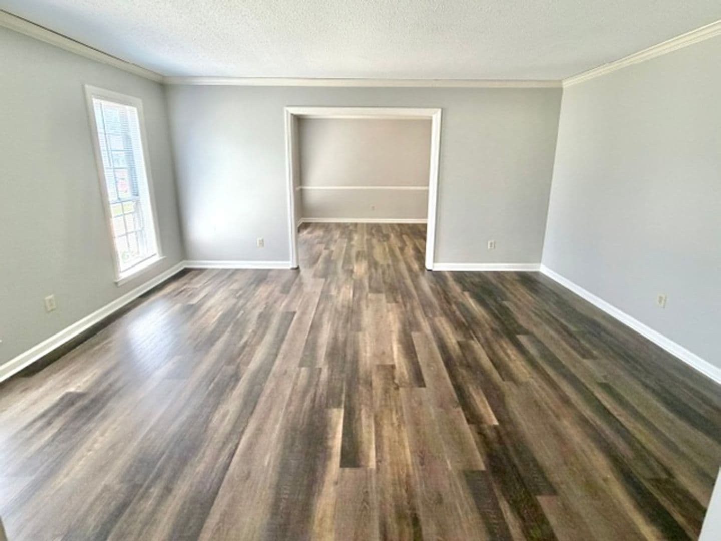 Bartlett Apartment: 5712 Robin Hop Lane