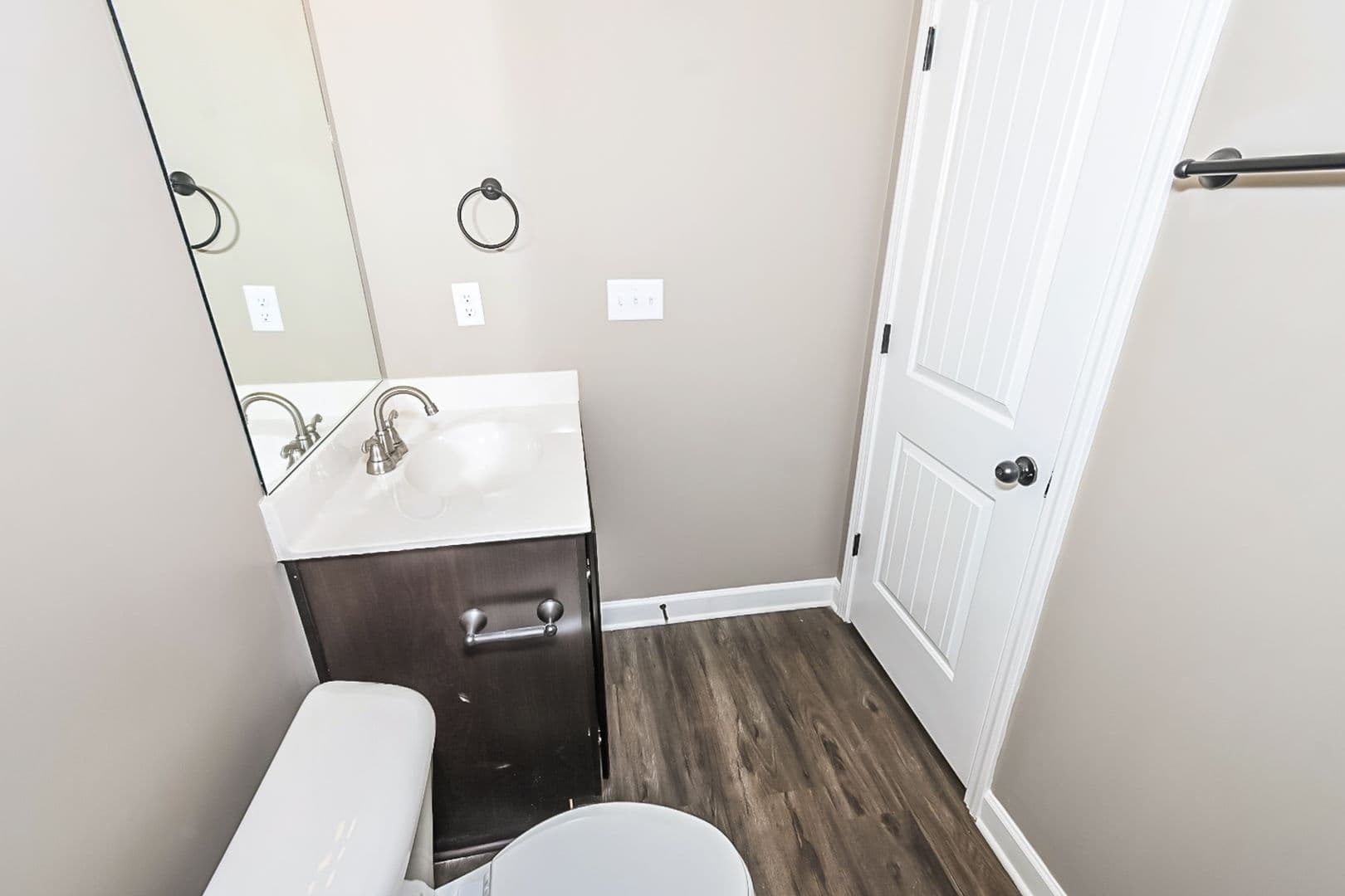 Olive Branch Apartment: 8886 Glen Circle