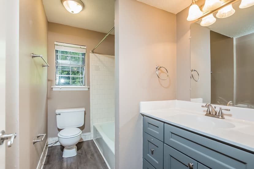Olive Branch Apartment: 9455 Goodman Road