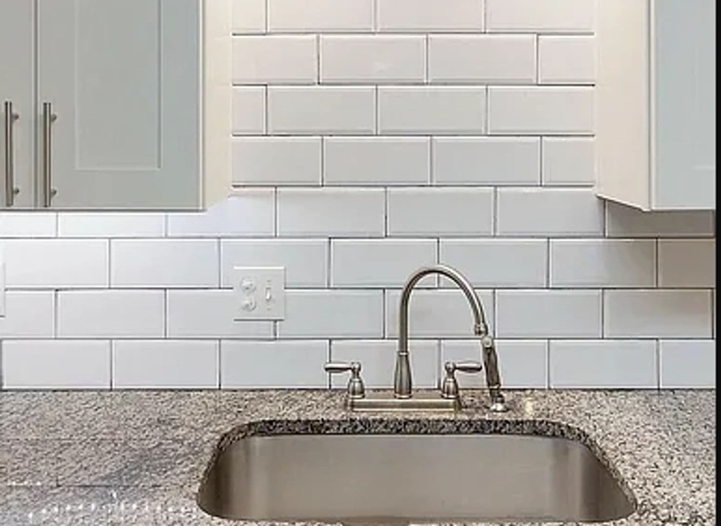 Memphis Apartment: 25 S Morrison St