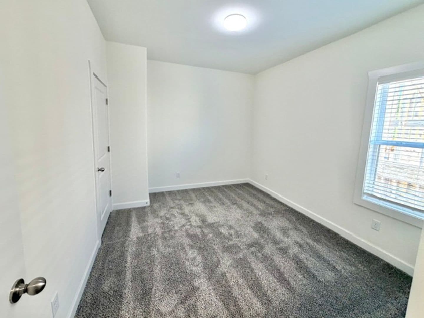Olive Branch Apartment: 10382 May Flowers St