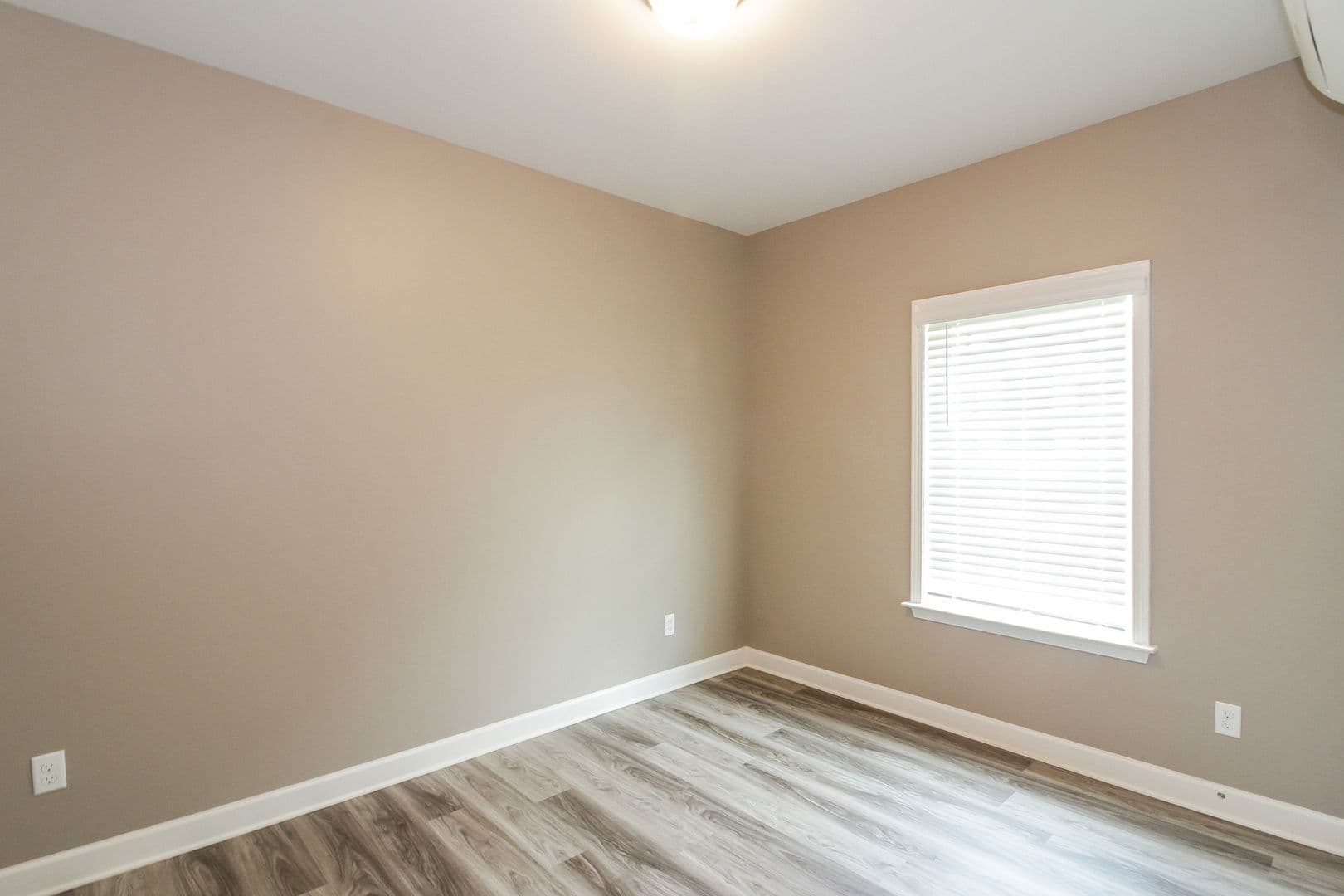 Olive Branch Apartment: 9455 Goodman Road