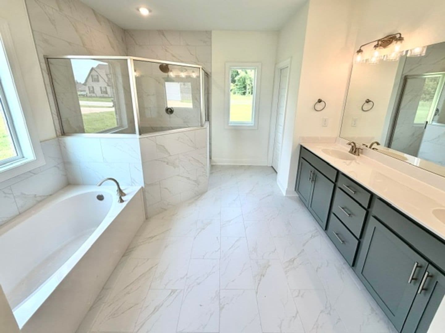 Olive Branch House: 7422 Newbury Dr