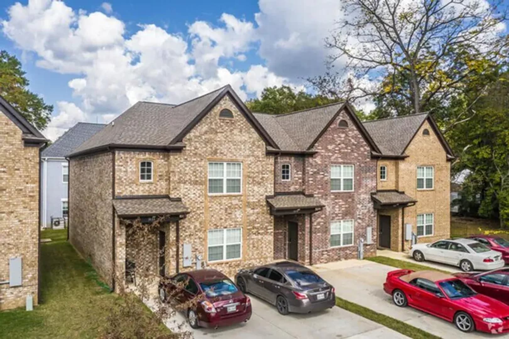 Memphis Apartment: 3875 Spottswood Ave